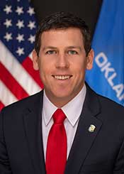 Photo of Representative Robert Hall